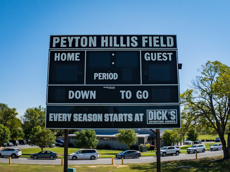 curtis-walker-park-peyton-hilis-field-football-scoreboard.jpg